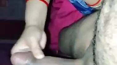 Sexy Desi Bhabhi Handjob Part 3