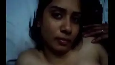 Hindi blowjob sex mms of NCR college girl Meera Kapoor