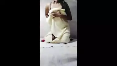 Hot Indian sex chat girl private cam topless show