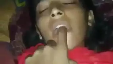 Desi Bengali girl enjoying sex with BF on cam