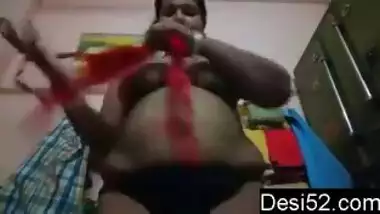 Desi cute bbw bhabi show her boobs