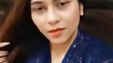 Mallu actress puja show