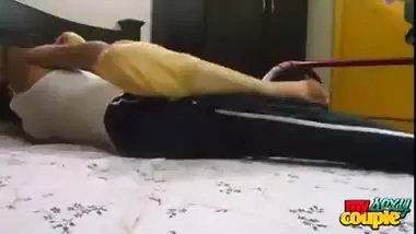 Punjabi bhabhi wild free Indian porn video of deep chut chudai