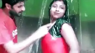 Desi couple bath together