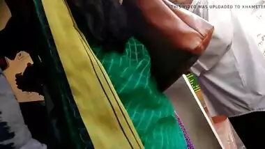 Beautiful desi Mysore aunty in low hip Saree in public