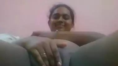 Horny Mallu Wife Pussy Fingering