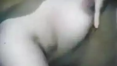 Hot Bhabhi showing boobs selfie MMS video