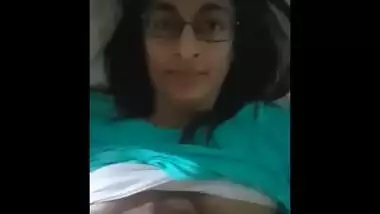 Desi GF wid big boobs giving BJ