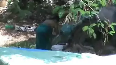 Desi Aunty Bathing