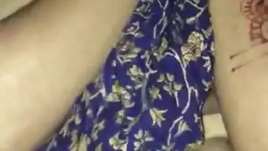 Camera shy desi bhabhi fucking