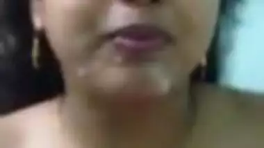 Hot Tamil Girl ...giving Blowjob 