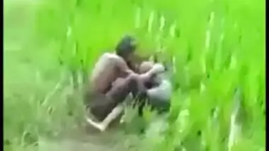 Lovers caught fooling around outdoor by river in hot Desi mms clip