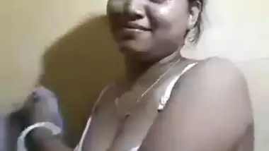 Desi village bhabi nude bath