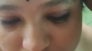 Chubby tanker MILF nude and viral Indian blowjob