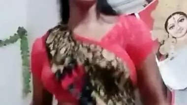 Hot housewife bhabhi princess rakhi chubby navel dance 1