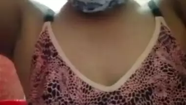 Horny Desi Bhabi Showing