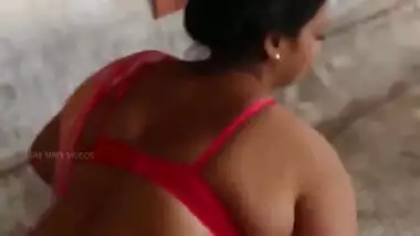 Teenage boy Romance With Tamil Sexy Bbw Aunty...