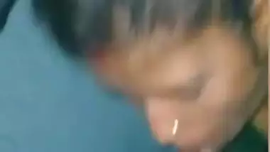 Tamil guy enjoys a Marathi blowjob from a Puneri lady