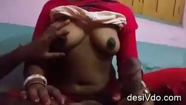 milky sudha bhabhi foot job hand job & gets fucked homemade mms