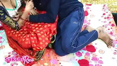 Indian Desi Hot Bhabi Sakshi Ki Chut Ki Garma Garam Chudai, Indian saree sex xxx video hindi dirty talk