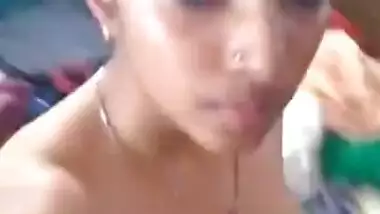 Desi collage girl show her nude body selfie cam video