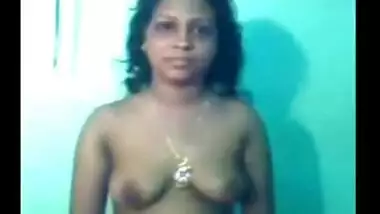 South Indian village bhabhi given hot blowjob session