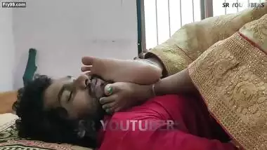 Head Massage With Feet