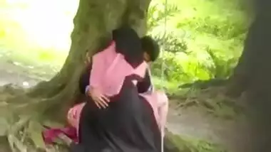 Hijab Girl Outdoor Fuking With Lover