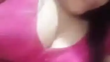 Very beautiful Assamee bhabi showing and fingering
