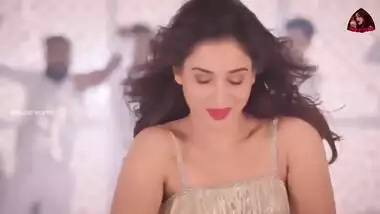 Tamanna HOTTEST Thigh's musturbate challenge