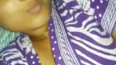 Girl has to wake up because of XXX Indian boyfriend who wants sex