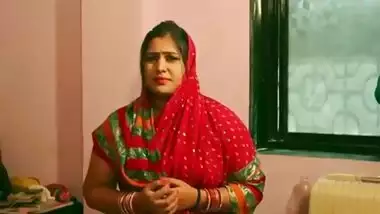 380px x 214px - Swamiji enjoying with beautiful bhabhi indian sex video