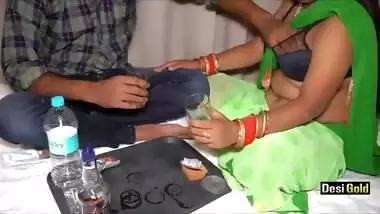 Indian Randi Enjoy Sex With Drink At Farmhouse