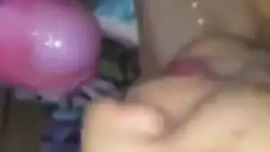 Desi cute girl suck her bf dick