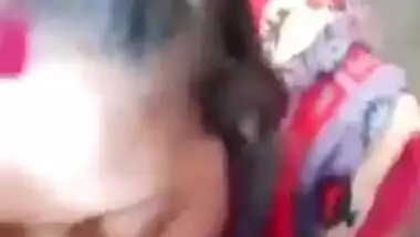 Bengali housewife giving blowjob in toilet