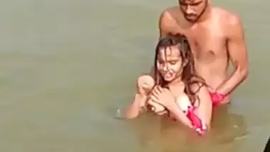 Desi lover lover nude bath outdoor