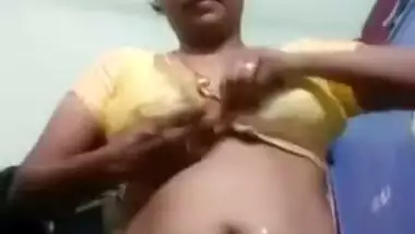 Husband doesn't satisfy Desi woman and she takes porn revenge on him