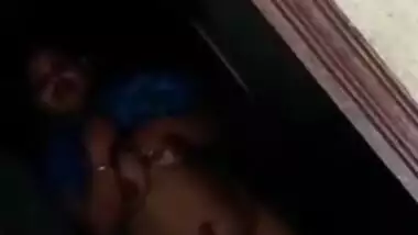 Desi aunty Flashing Pussy For Debar