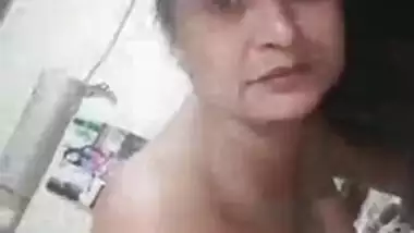 Mature Punjabi couple sex video leaked online
