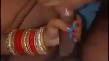 Newly-married Punjabi wife sucking her husband’s penis