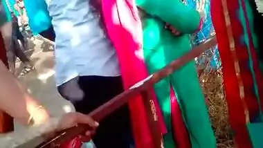 Madurai hot tamil girl enjoying dicking and boobs touch