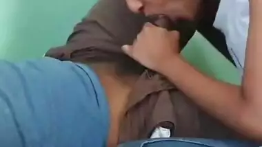 Desi College Girl Blowjob To Lover