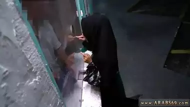 König der araber Desperate Arab Woman Fucks For Money