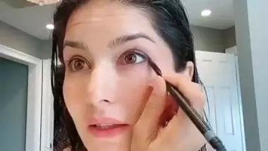 Kinky Makeup