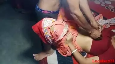 Mature Desi female spreads legs to take black XXX cock of her lover