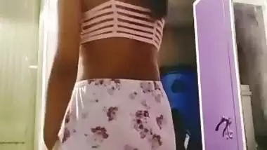 Desi girl making video