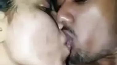 Desi lover very hot kiss