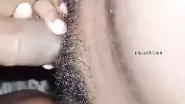 Horny guy drills his horny GF’s asshole in Indian anal sex