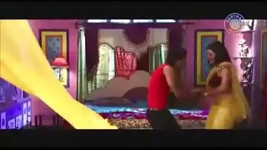 NAVEL - CHHANA CHHANA RUPA Film Song KRISHNA GOVINDA I Sura