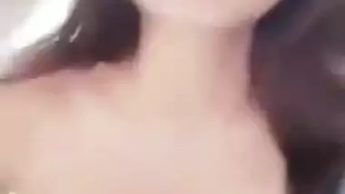 tiktok girl show her sexy boobs